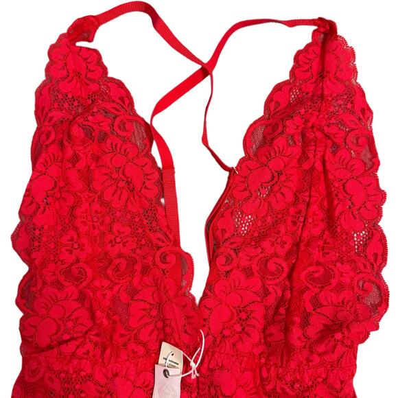 We Are HAH Comin' In HAHt Lace Bodysuit Coming Hot Siren Red - Size Small - $88 - Picture 4 of 10